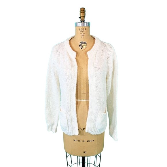 Vintage 1980s Chunky Cardigan Solid White Pocketed Open Sweater - Picture 3 of 10